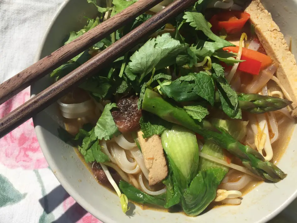 Pho Suppe Ein Vietnamesischer Klassiker In Vegan