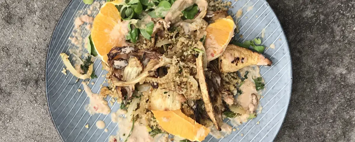 veganer wintersalat mit orangenfilets und fenchel
